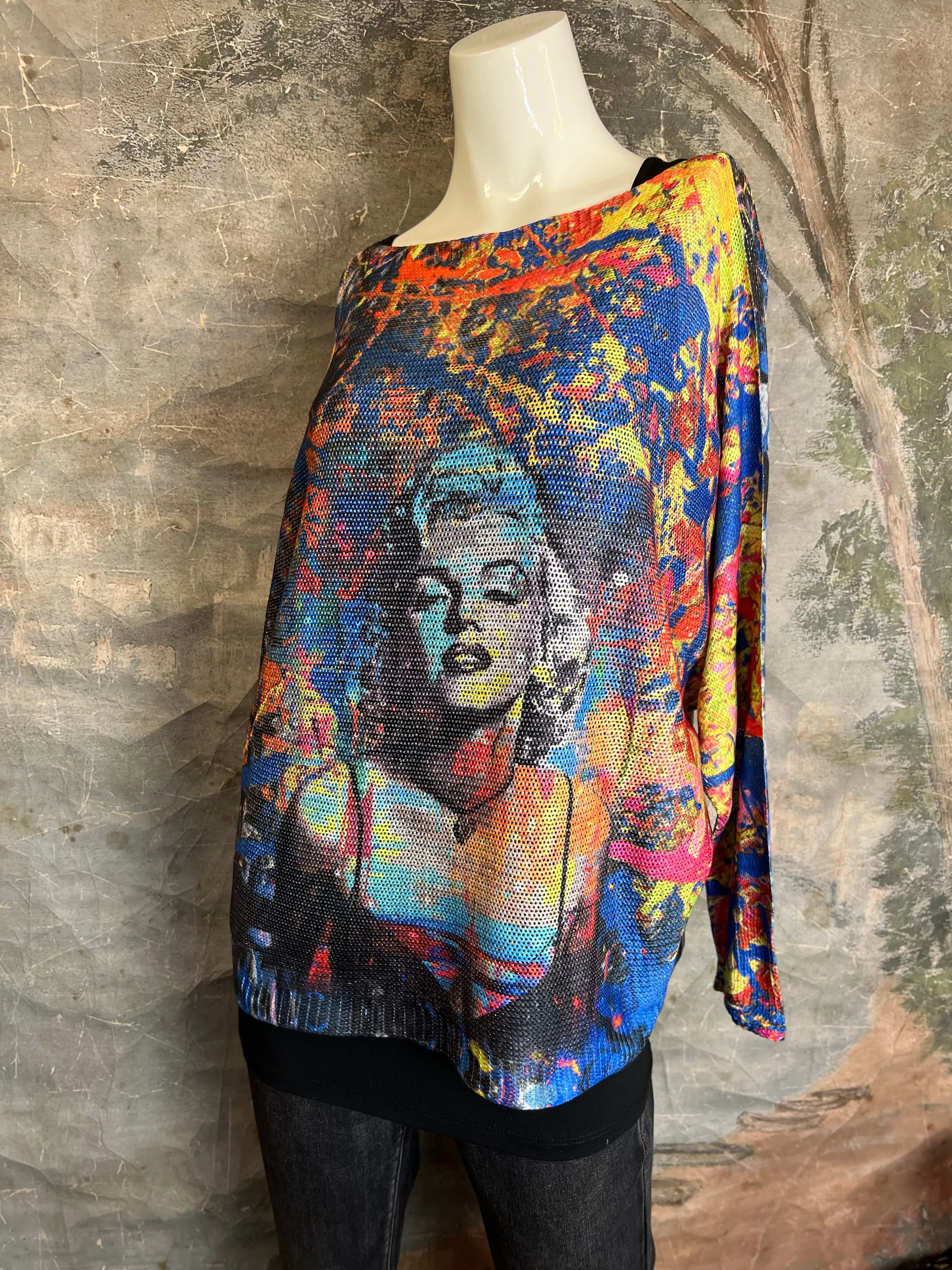 22024 Marilyn Funroe Sweater