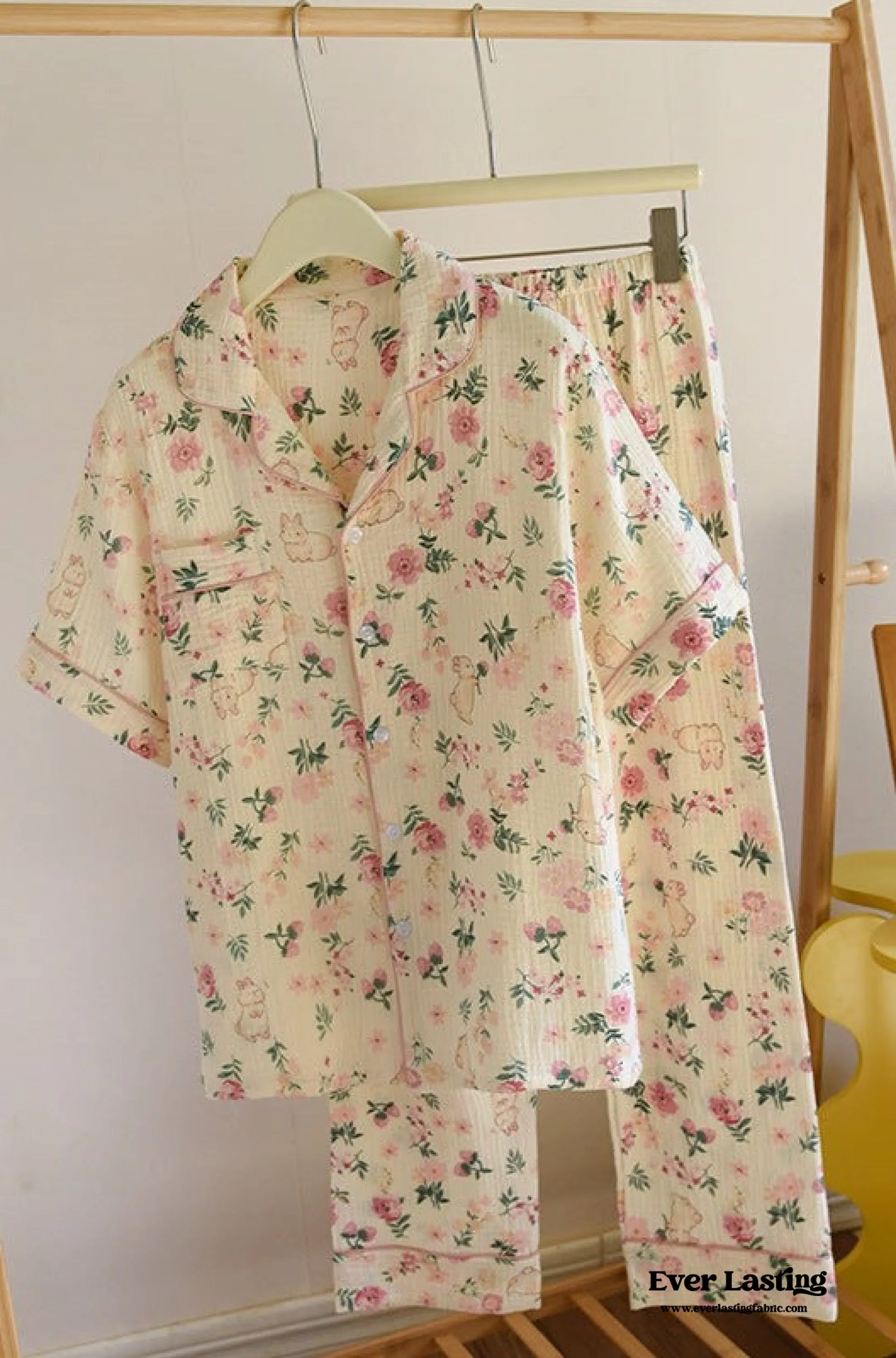 Floral Garden Short Sleeves and Pants Cotton Pajama Set / Beige