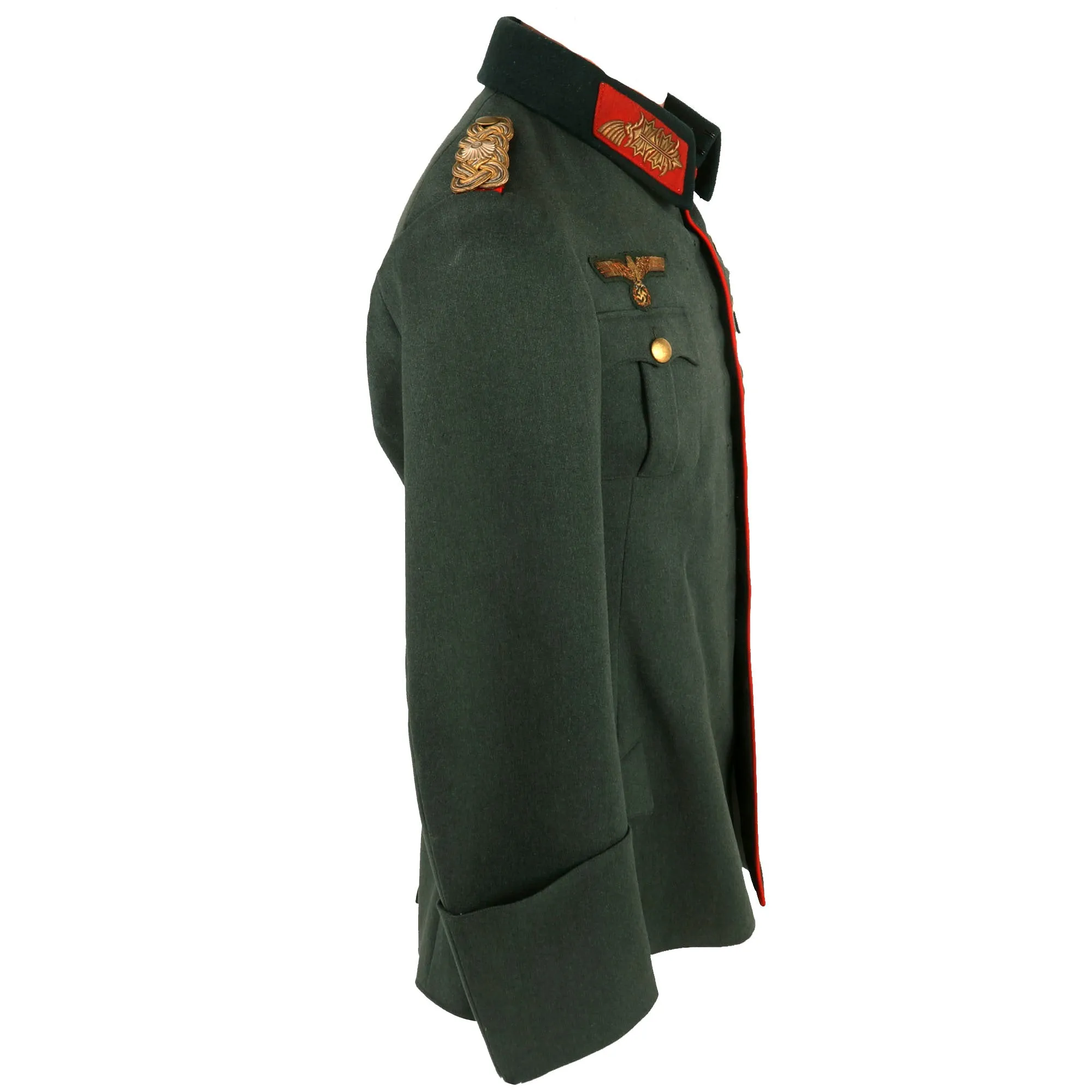 Original German WWII III Army Corps General der Kavallerie Baron Franz von Dalwigk of Lichtenfels Uniform Set - Formerly Part of the A.A.F. Tank Museum